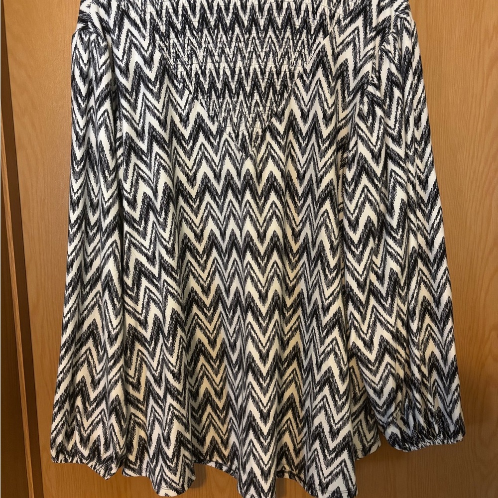 LuLaRoe Clara Chevron Patterned Black and White Skirt